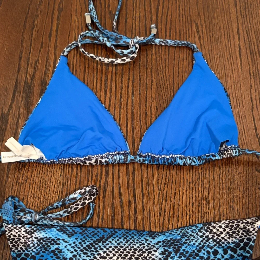 BECCA Blue and Black Bikini - Picture 6 of 7